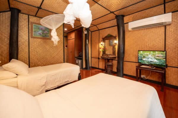 Rooms & Villas Accommodation